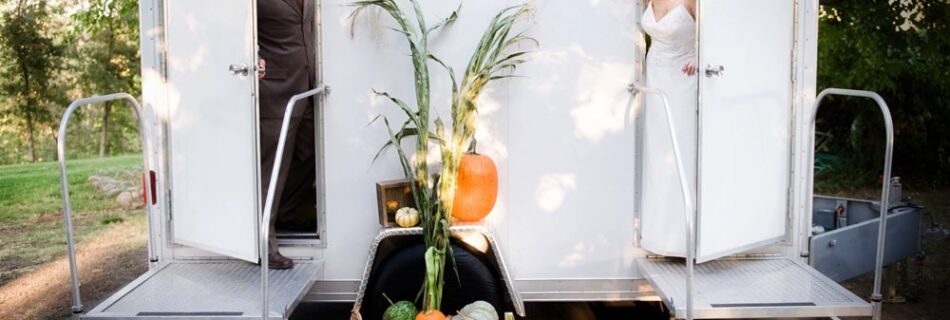 2 Stall Standard Restroom Trailer