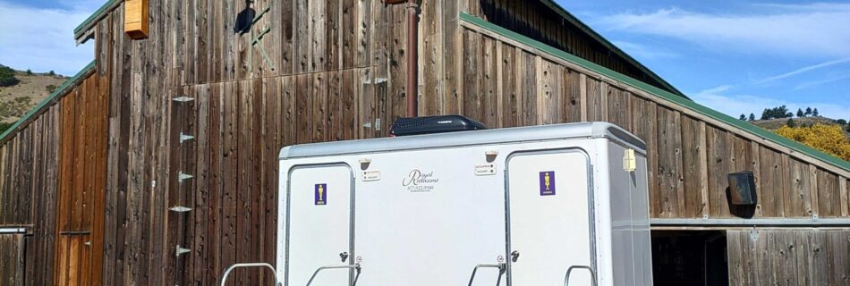 2 Stall Restroom trailer