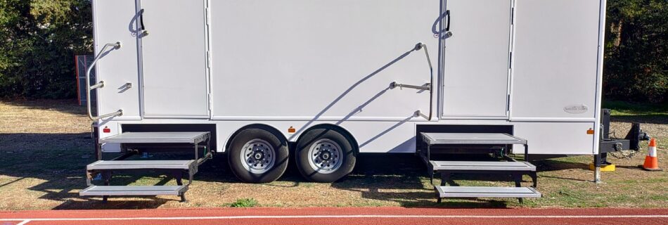 8 stall restroom trailer
