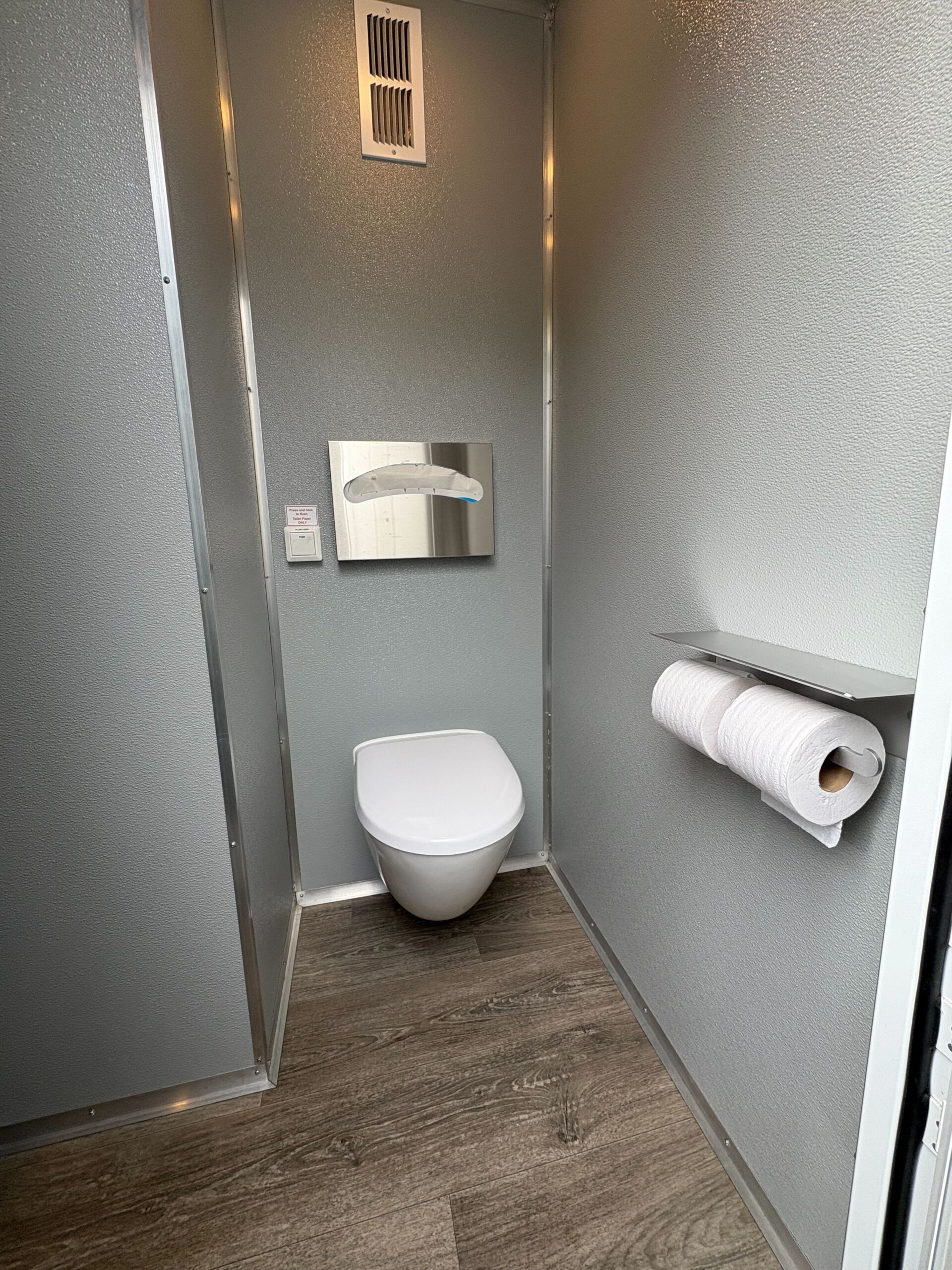 Royal Restrooms gallery image 7