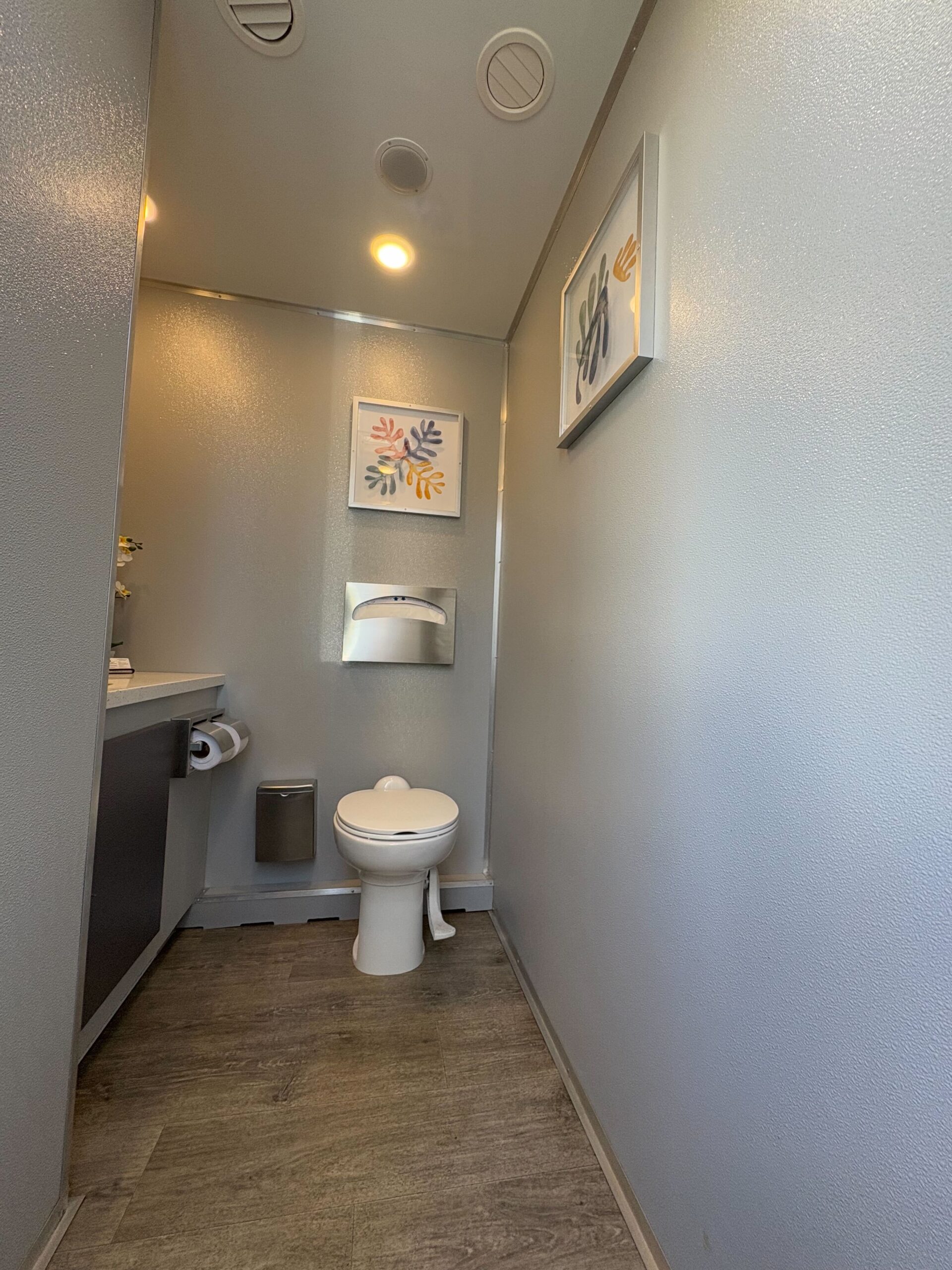 Royal Restrooms gallery image 1