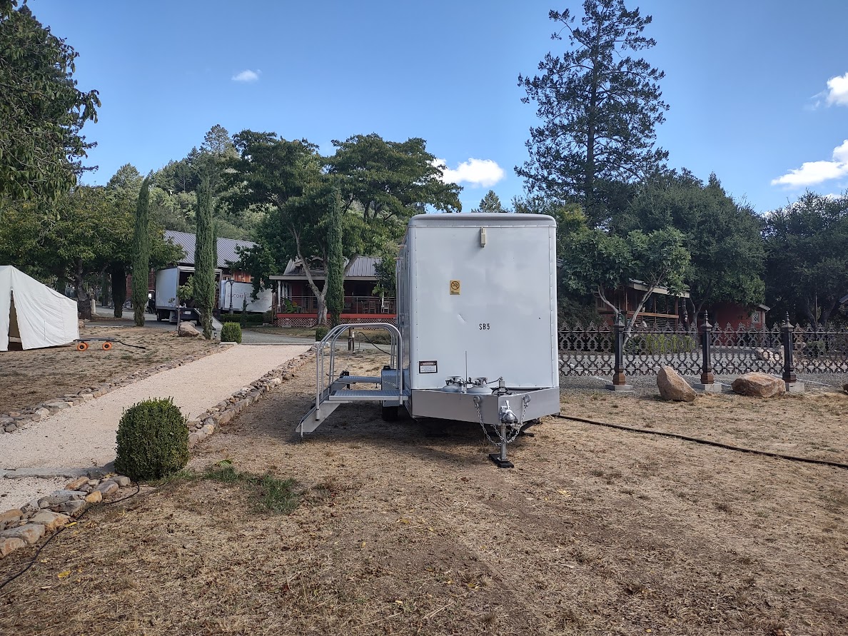 Royal Restrooms gallery image 14