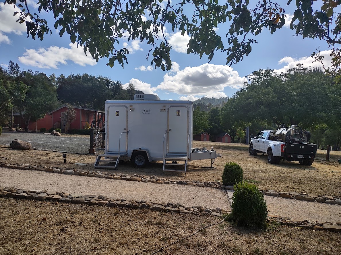 Royal Restrooms gallery image 13