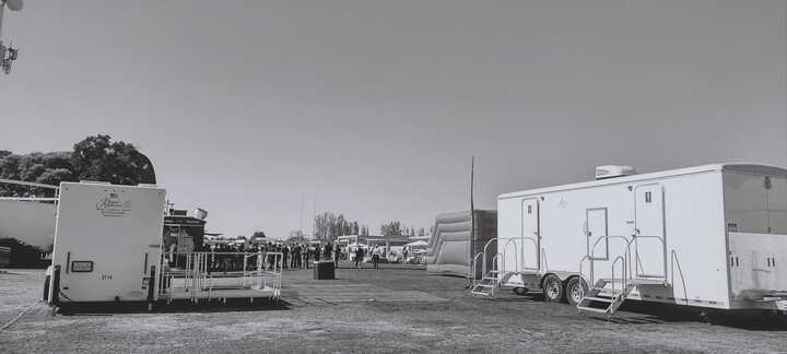 Royal Restrooms gallery image 19