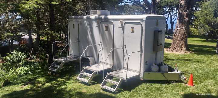 Royal Restrooms gallery image 17