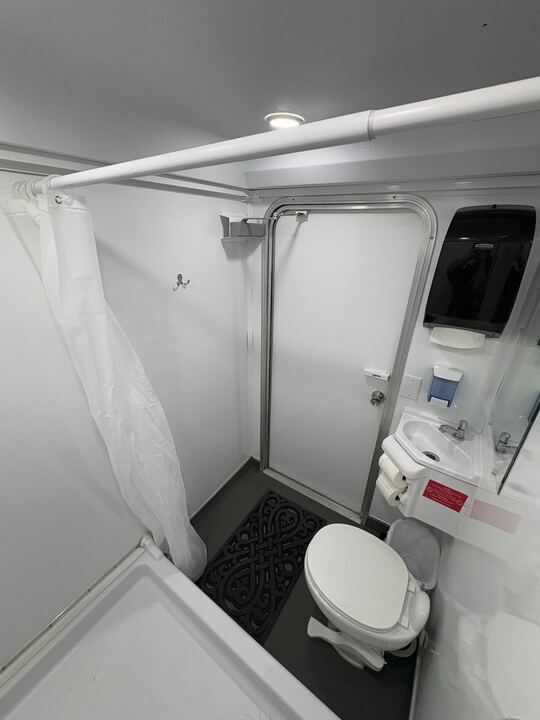 Royal Restrooms gallery image 2