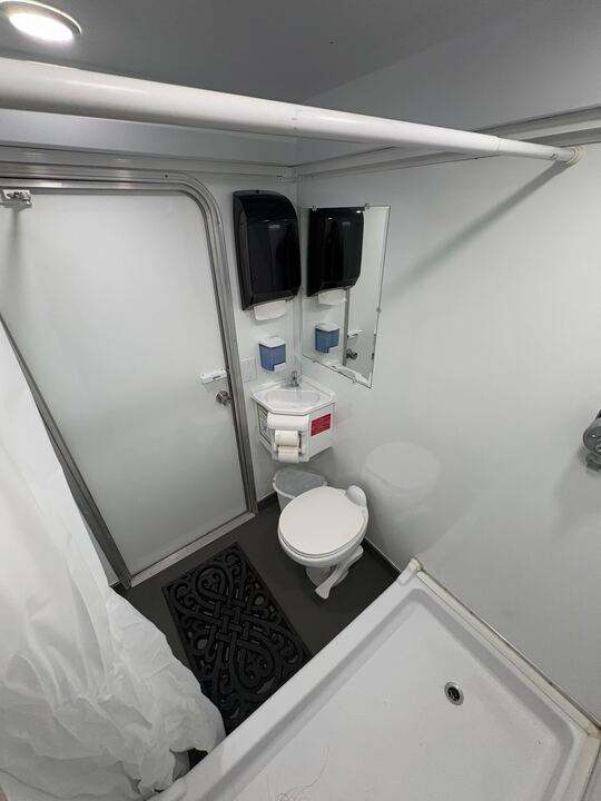 Royal Restrooms gallery image 3