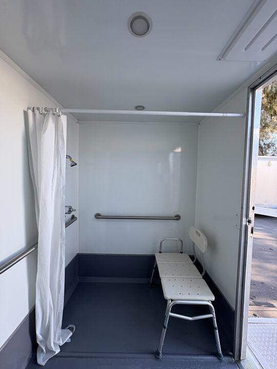 Royal Restrooms gallery image 12