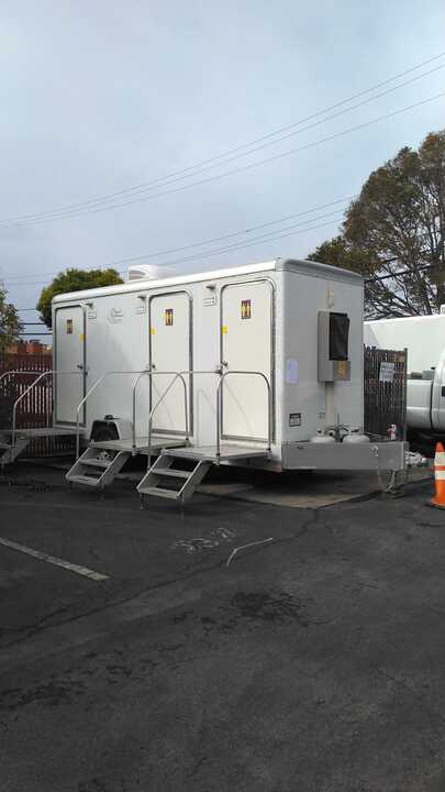 Royal Restrooms gallery image 15