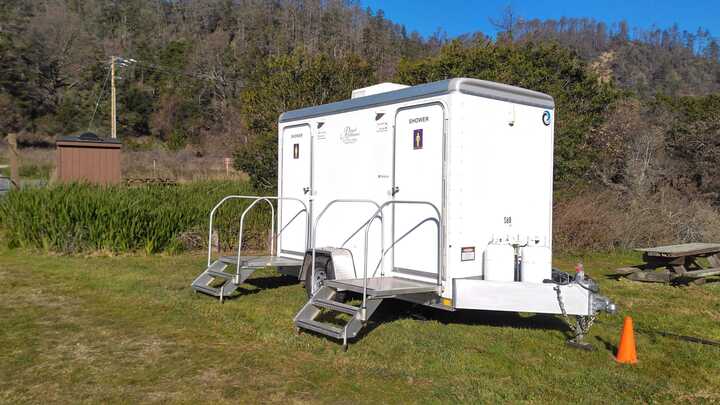 Royal Restrooms gallery image 9