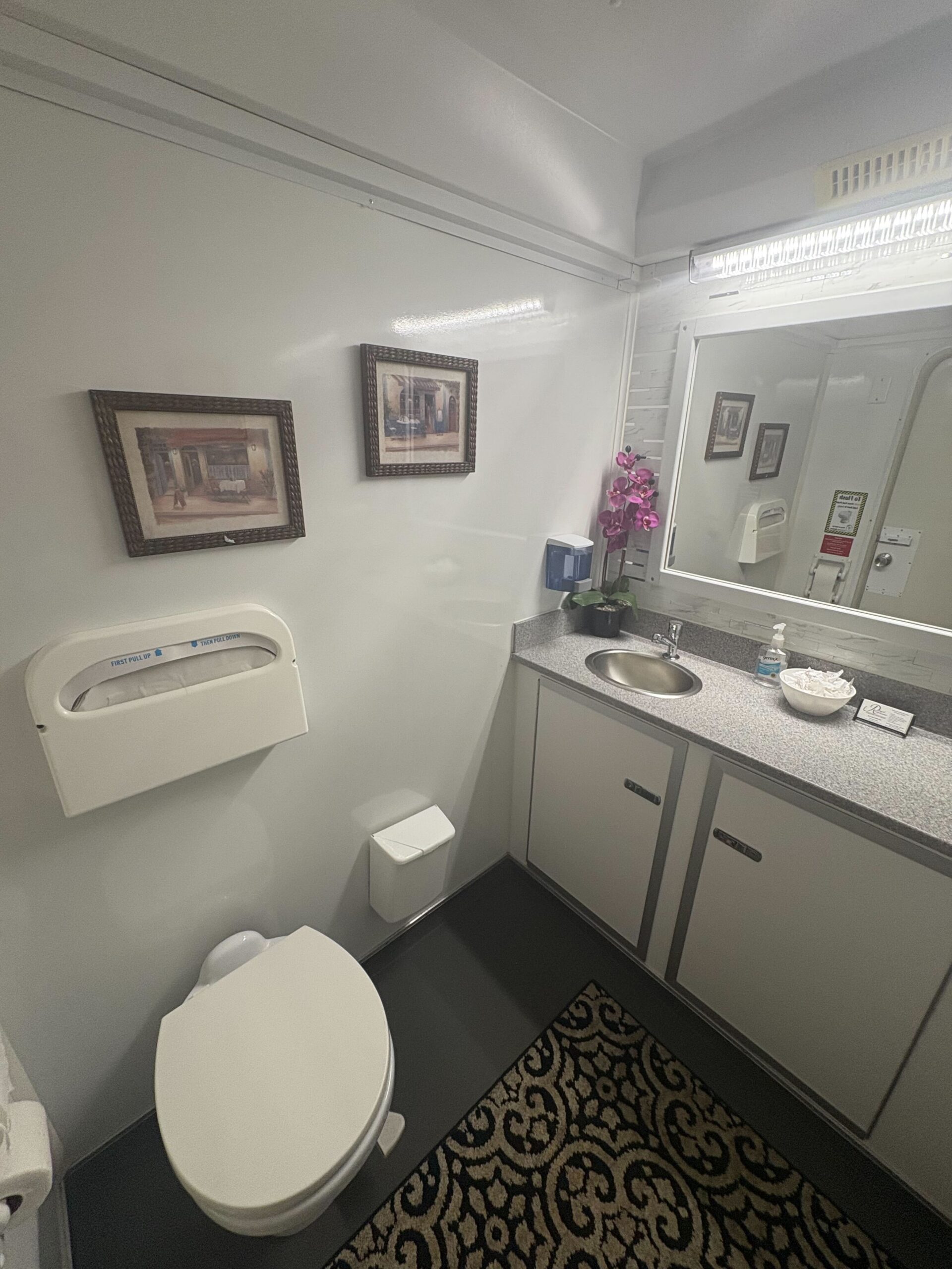 Royal Restrooms platinum and signature upgrade interior