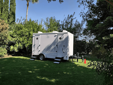 Four Stall restroom trailer gallery image 33